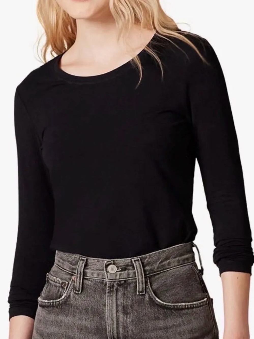 Amazon Essentials Black Long-Sleeve Crewneck Top